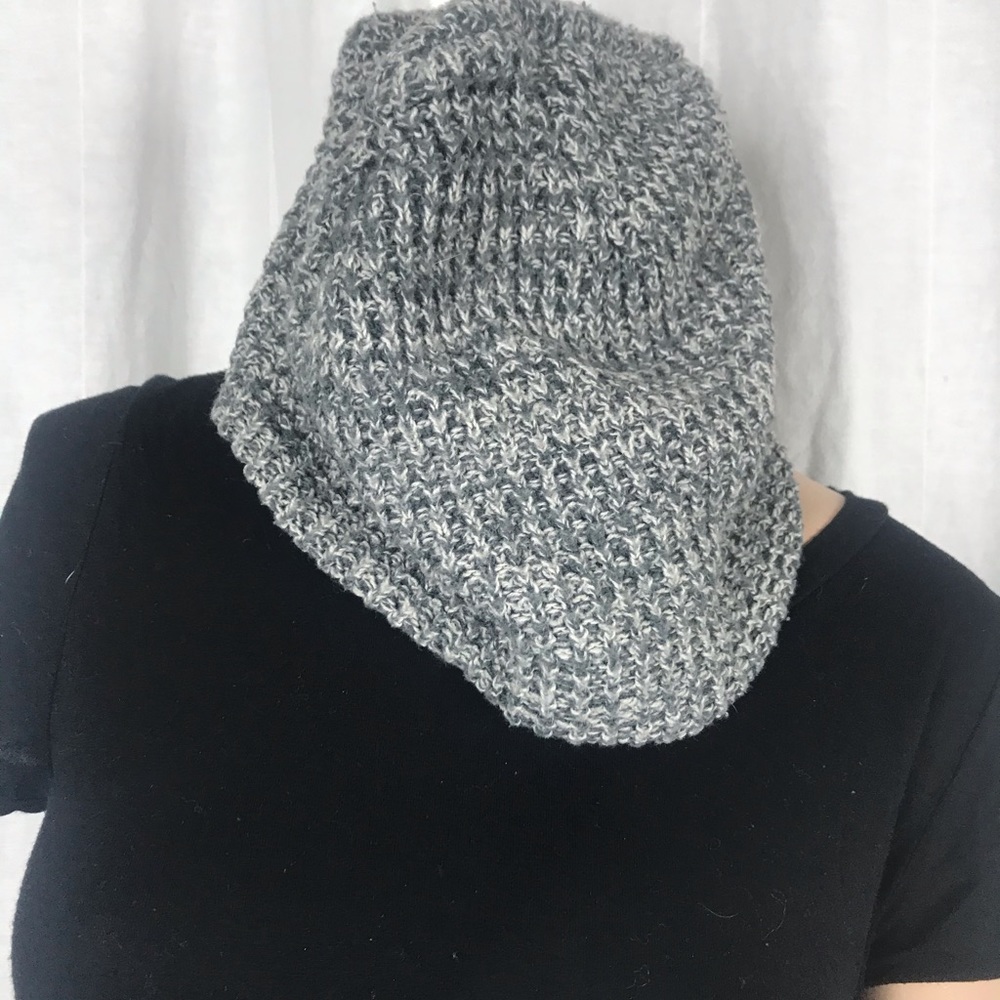 BEANIES - Picture 6 of 7